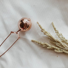 Load image into Gallery viewer, Rose Gold Tea Infuser
